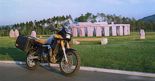 ストーンヘンジもどき